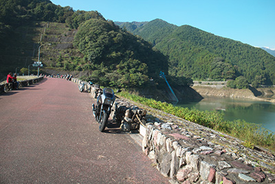 棒ノ嶺～黒山～岩茸石山～惣岳山　縦走